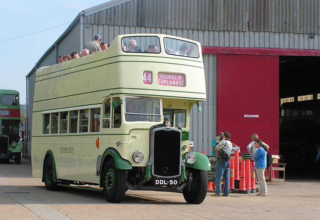 Isle of Wight Bus Museum | Art UK