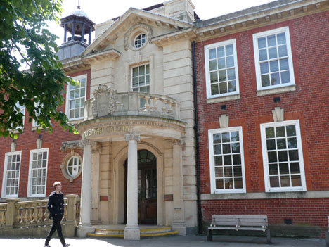 Worthing Museum and Art Gallery