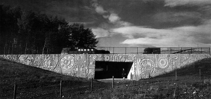 1970, outdoor sculpture in Glenrothes by David Harding (b.1937)