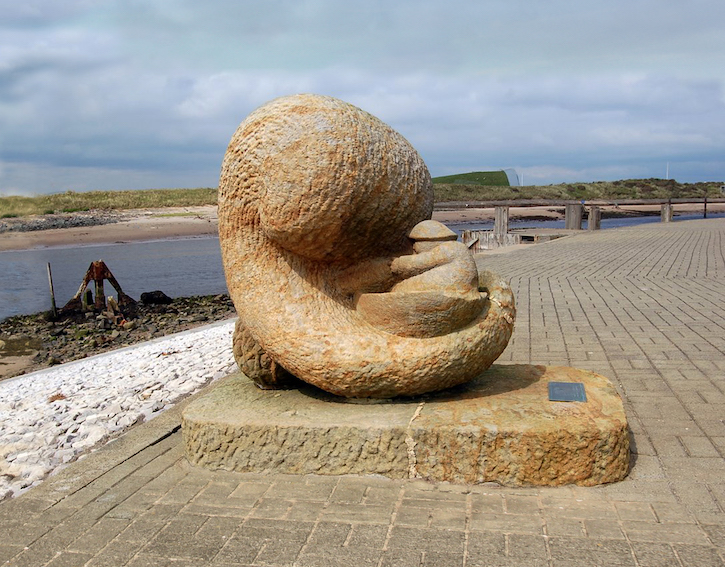 1990, outdoor sculpture in Irvine by Mary Bourne (b.1963)