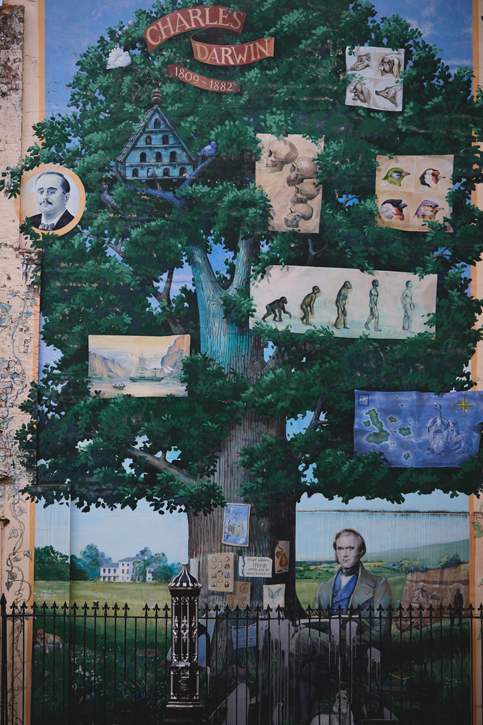 2005, painted mural by Bruce Williams (b.1964), High Street Bromley
