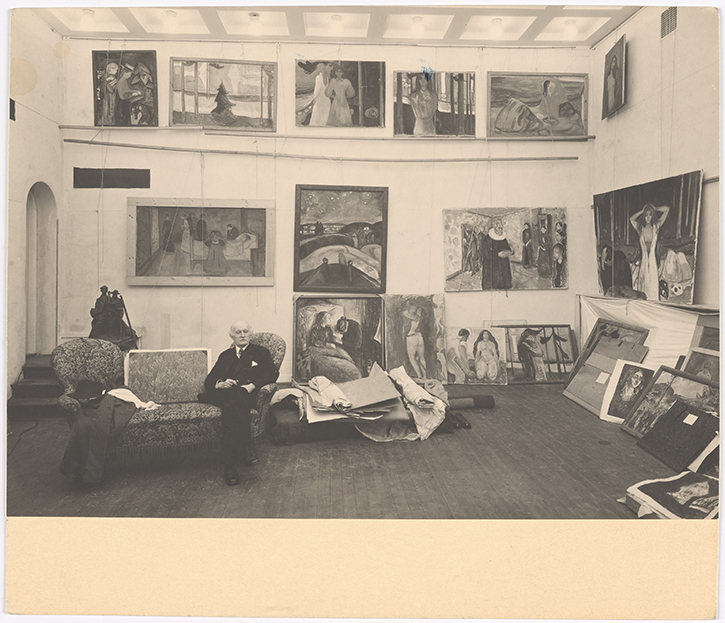 Edvard Munch in the winter studio