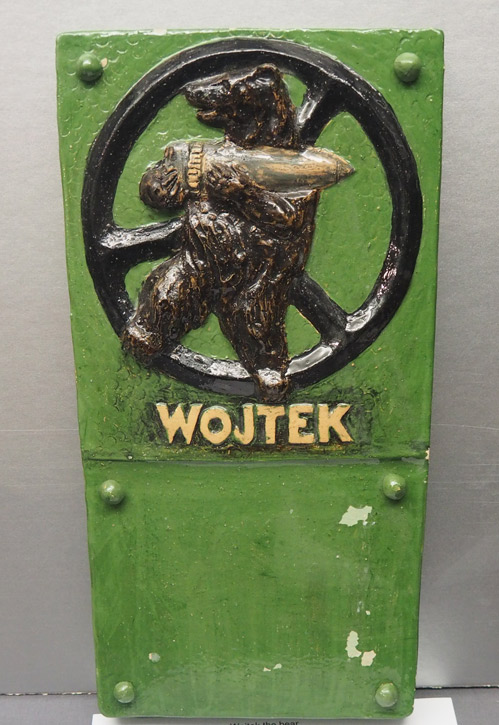 Plaque of Wojtek the bear