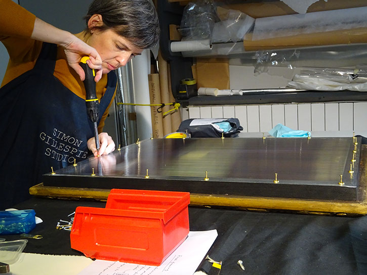 Framing a Rubens portrait with a specialised chamber