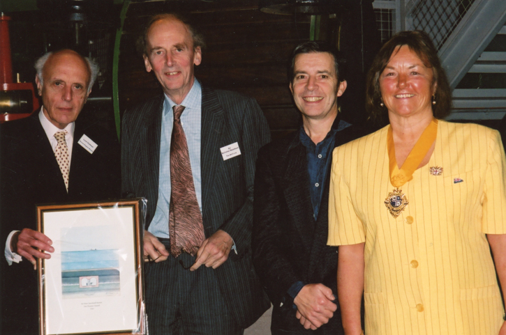 Presentation of the watercolour to the Brunel Museum, 2001