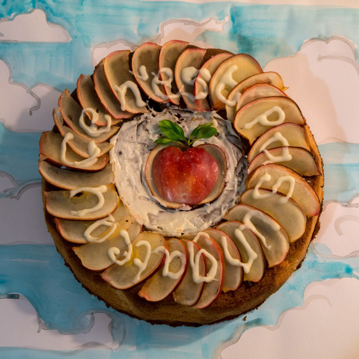 Magritte cake by Christine Blackburn