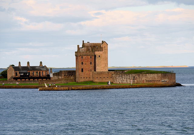 Broughty Castle Museum