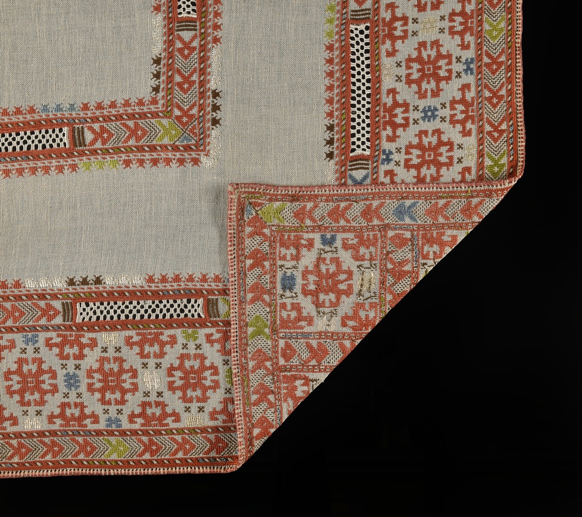 Cloth (Tablecloth)