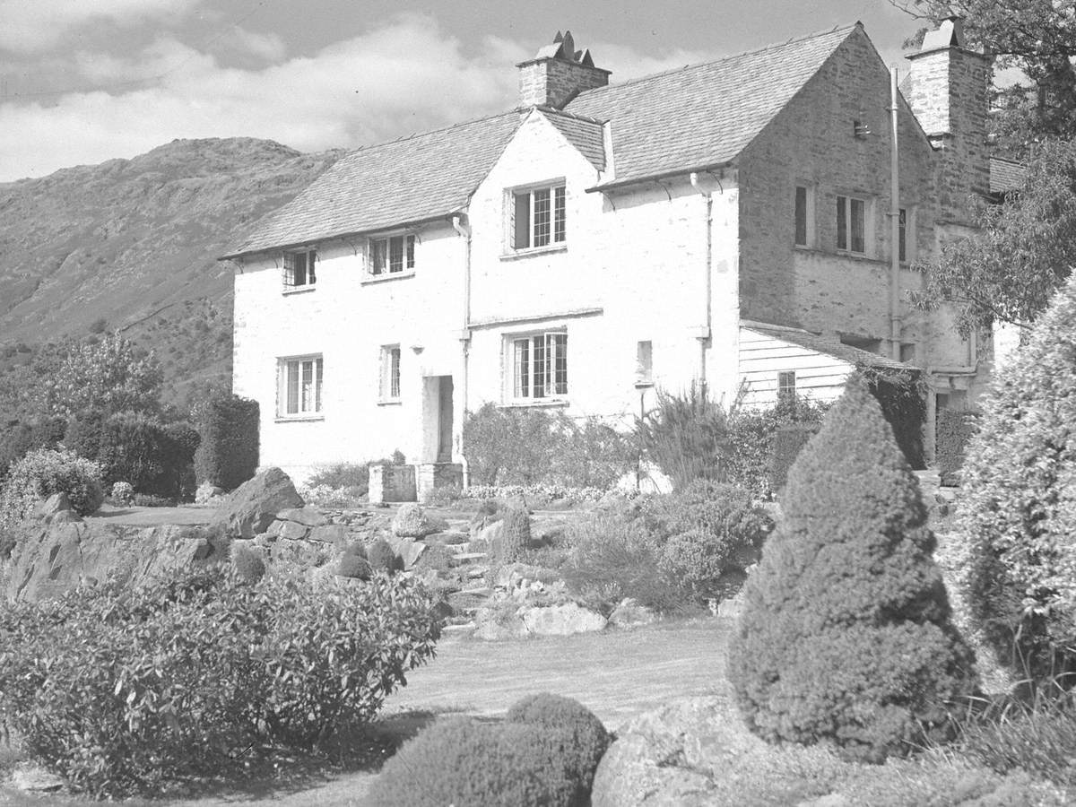 House and Garden in the Langdale Valley