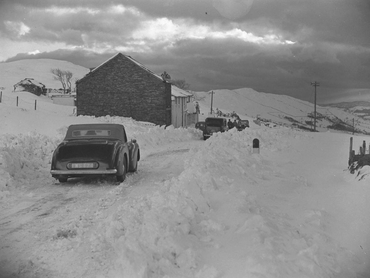 Kirkstone Summit in Snow