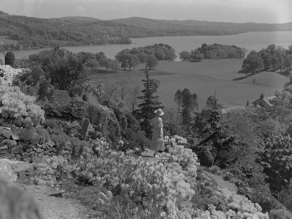 Lake View at White Crag