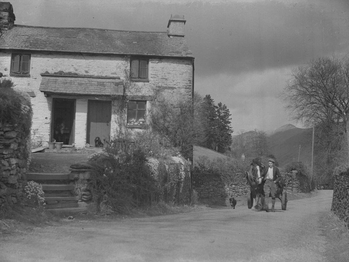 Horse and Cart at Troutbeck