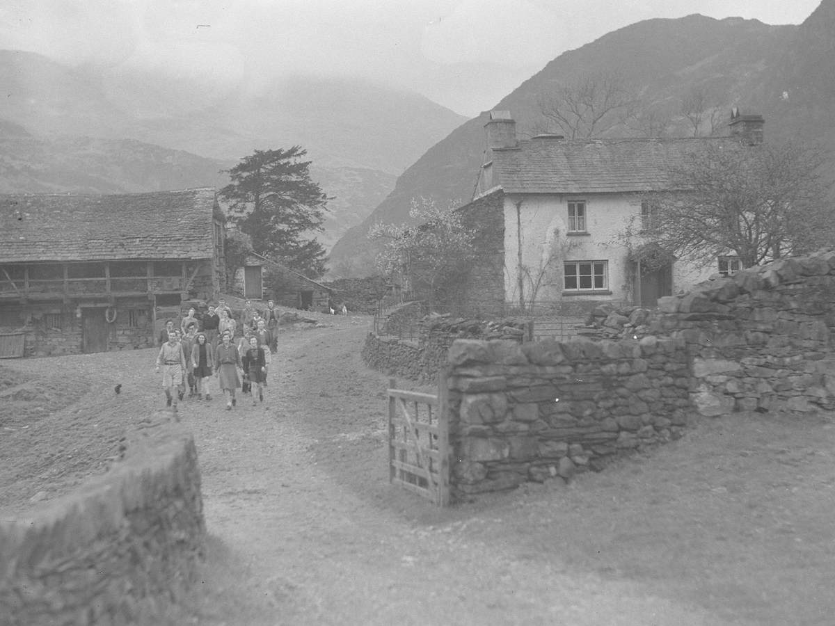 Walkers at Yew Tree Farm