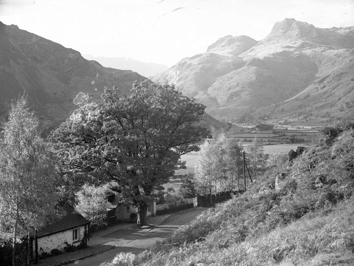 Road and Langdale Fells