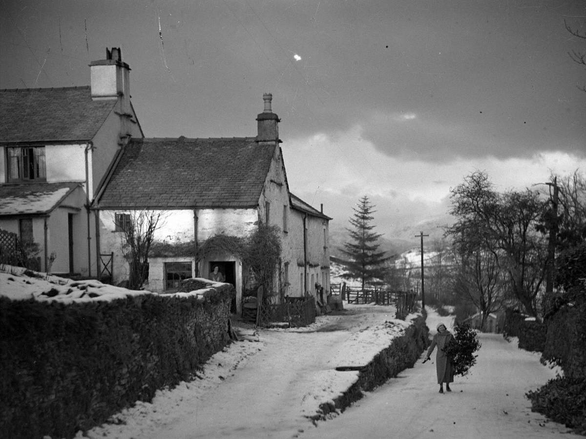 Borwick Fold Farm in Snow