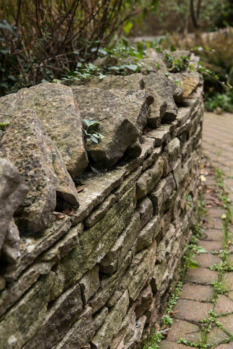 Open Sky, Curving Stone