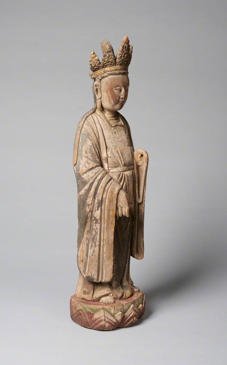 Guanyin Wearing Crown