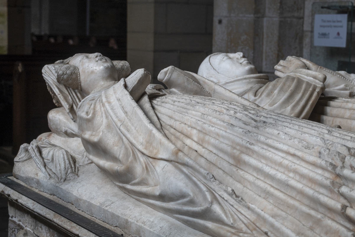 Tomb of Sir William Gascoigne (d.1419) and Elizabeth Mowbray