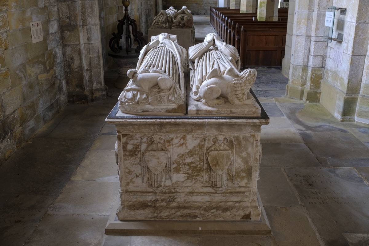 Tomb of Sir William Gascoigne (d.1419) and Elizabeth Mowbray