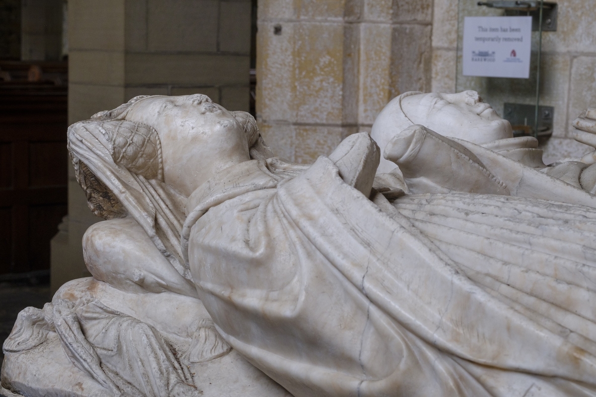 Tomb of Sir William Gascoigne (d.1419) and Elizabeth Mowbray