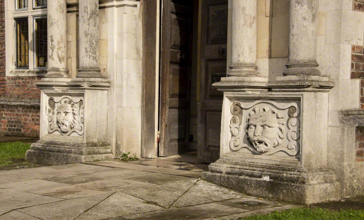 Charlton House Entrance