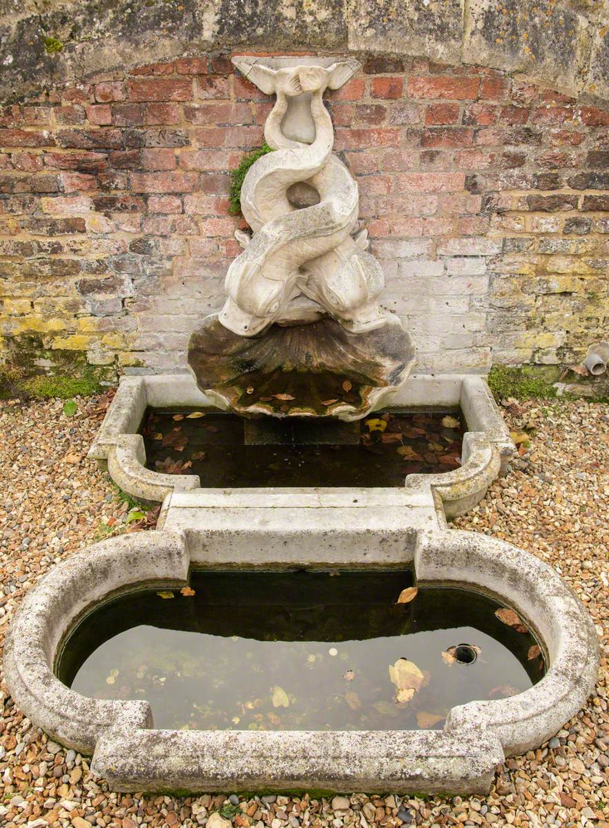 Dolphin Fountain