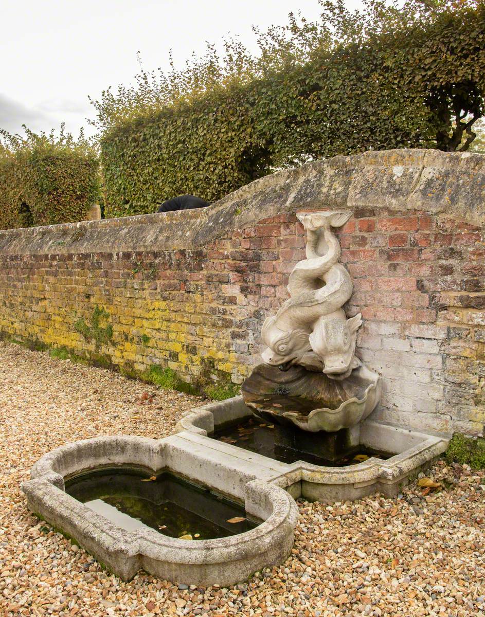 Dolphin Fountain