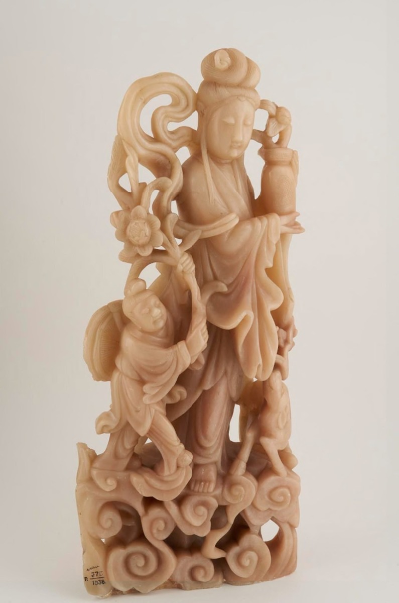 Kuan Yin, Goddess