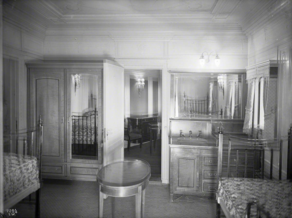 State room and adjoining room of first class suite