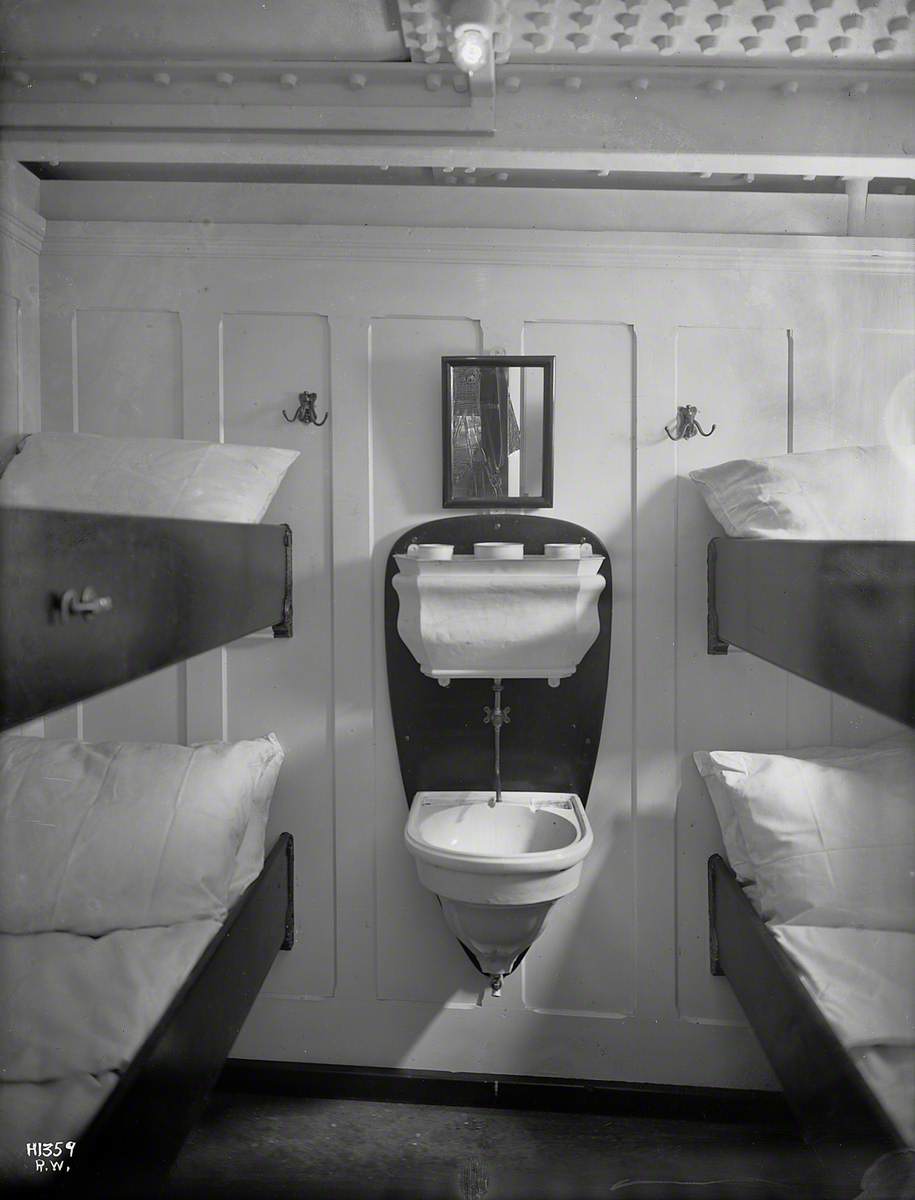 Second class four berth cabin