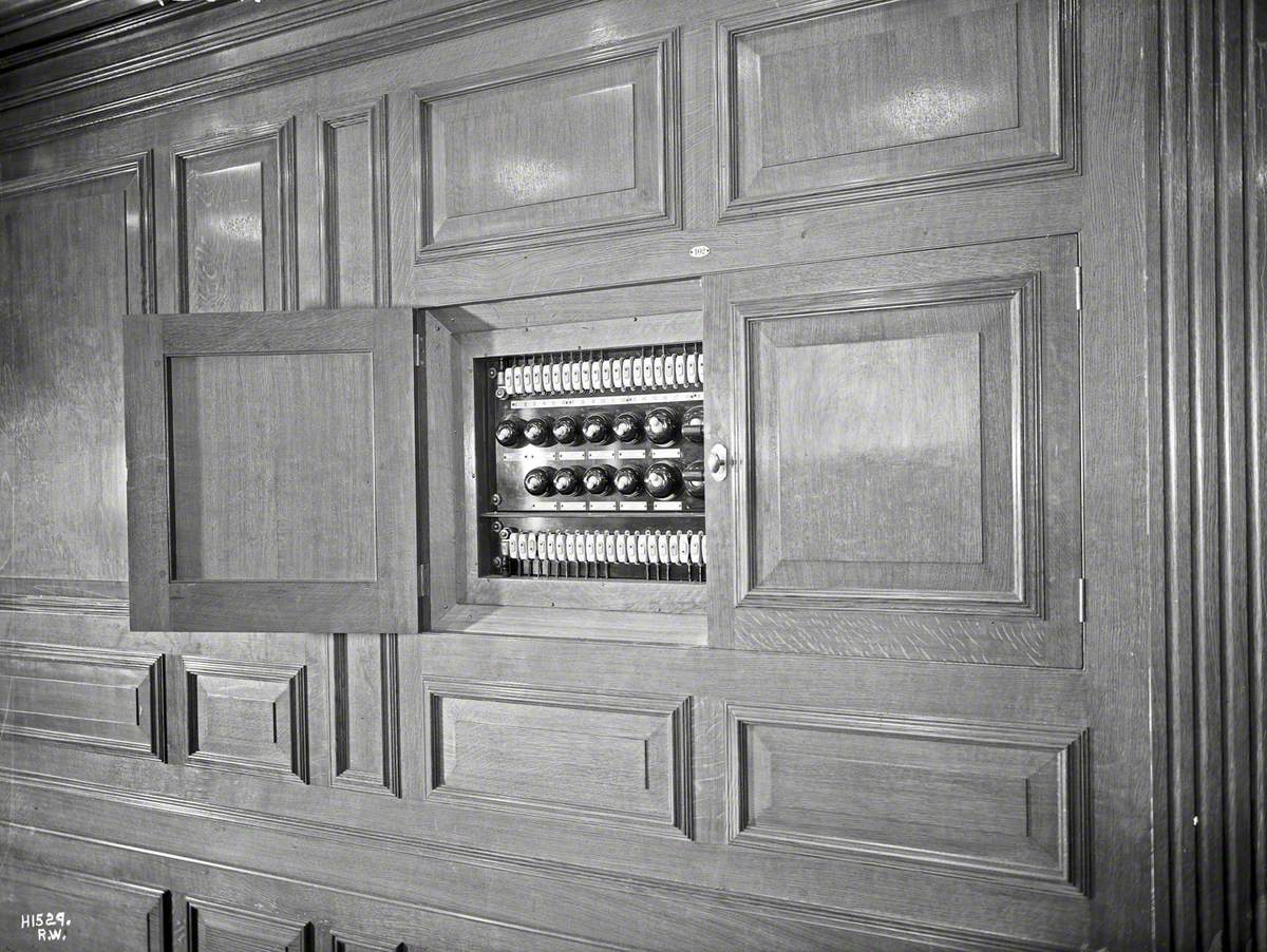 Panelling and concealed electrical distribution box