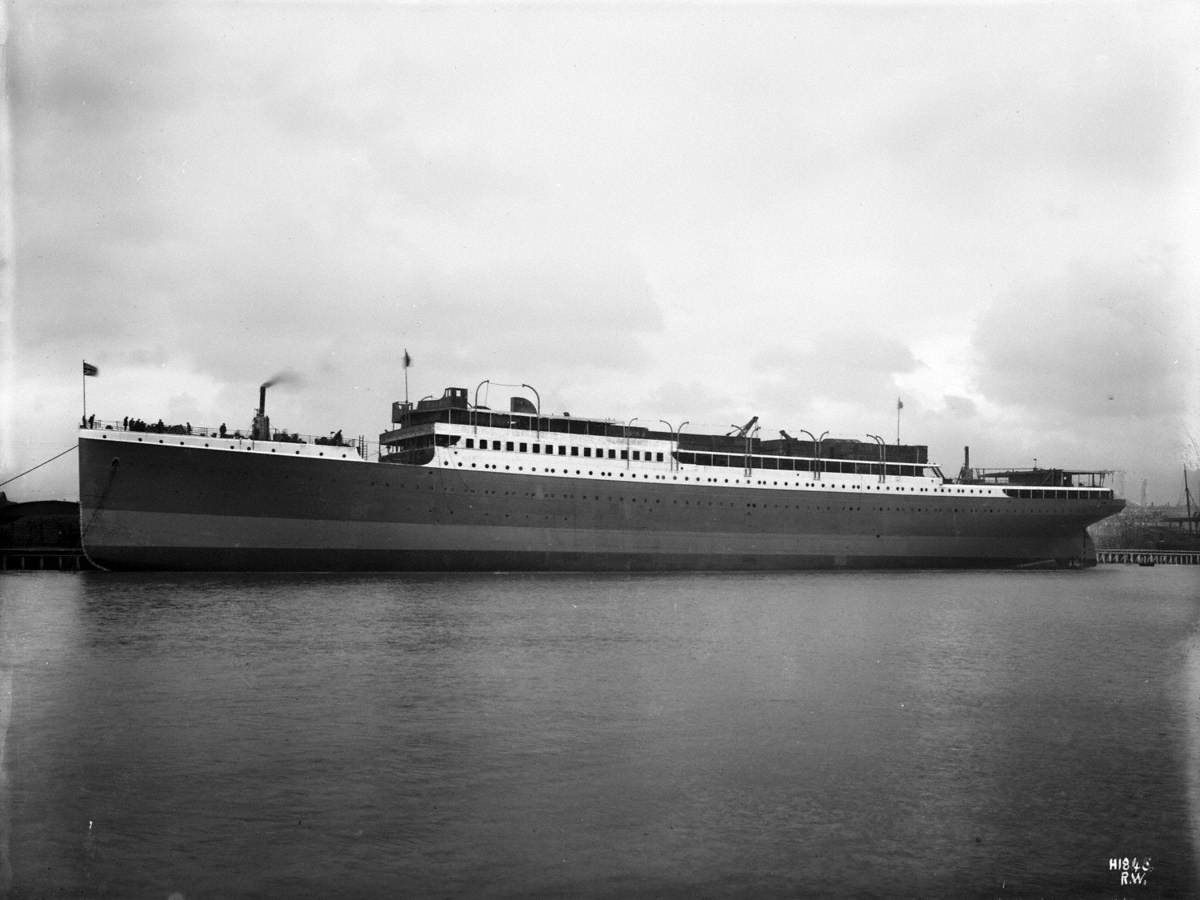 Launch: Vessel afloat after launch