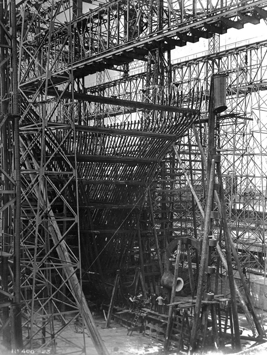 Upper part of stern frame in position