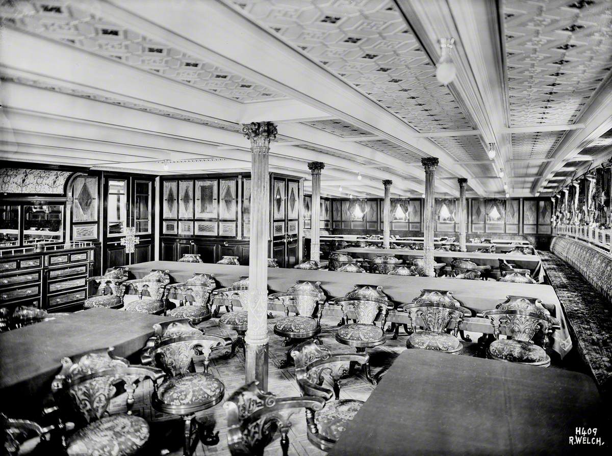 Dining saloon for 135 saloon passengers