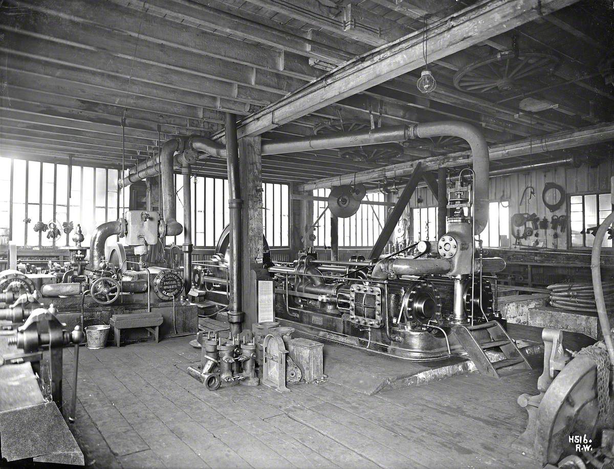 Hydraulic engine house interior