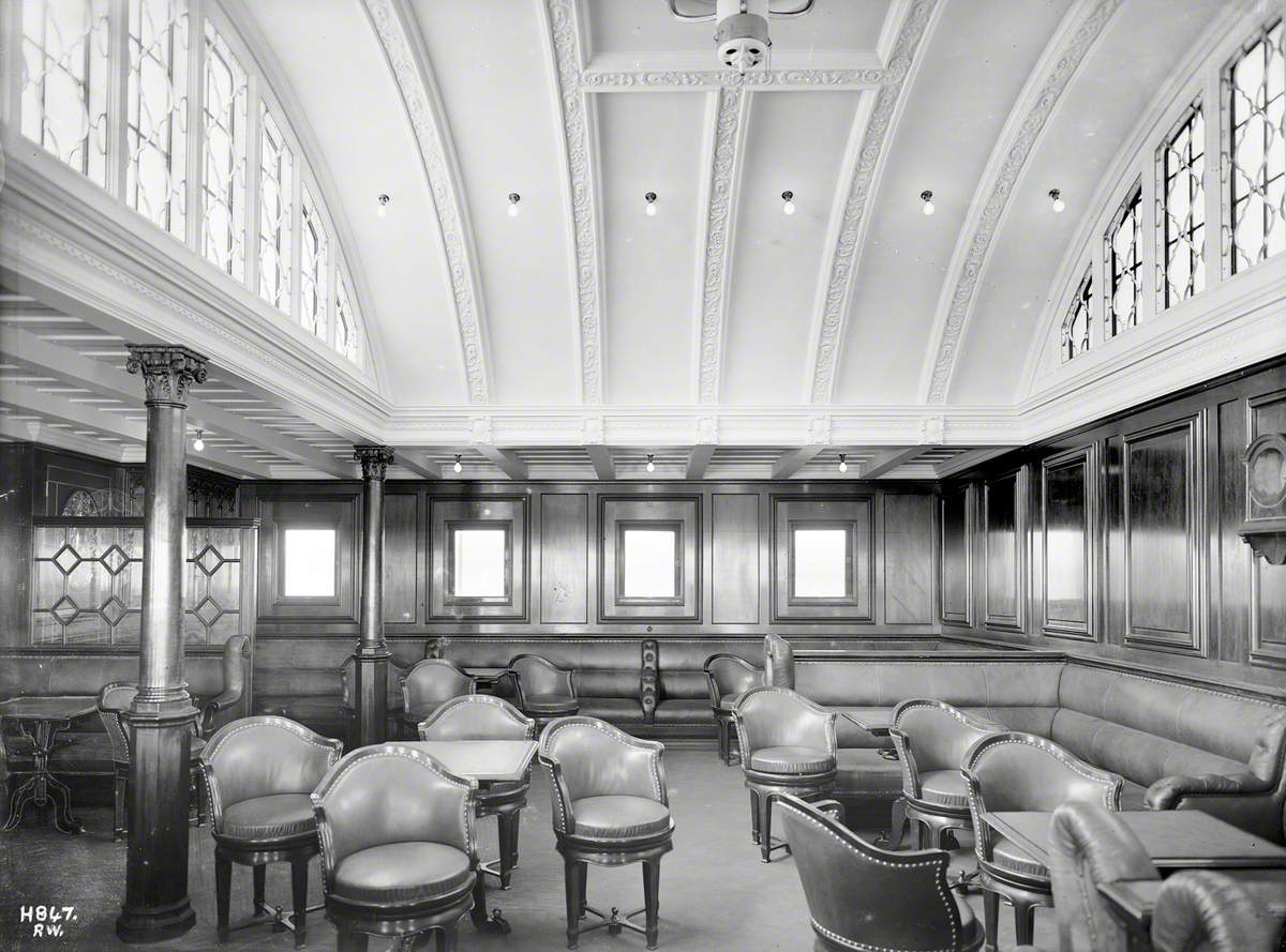 First class smoke room