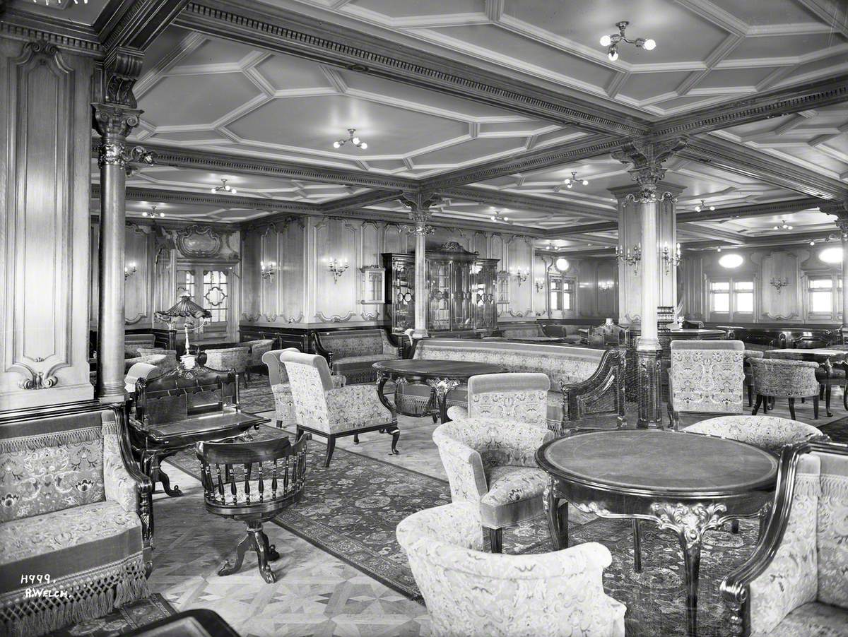 First class lounge/writing room and library