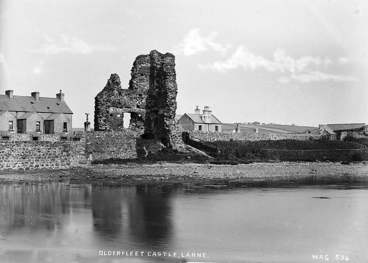 Olderfleet Castle, Larne