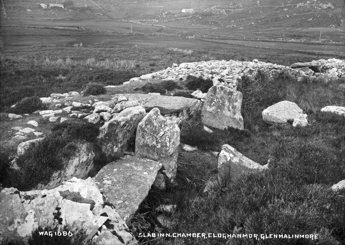 Slab in N. Chamber, Cloghanmor, Glen Malinmore