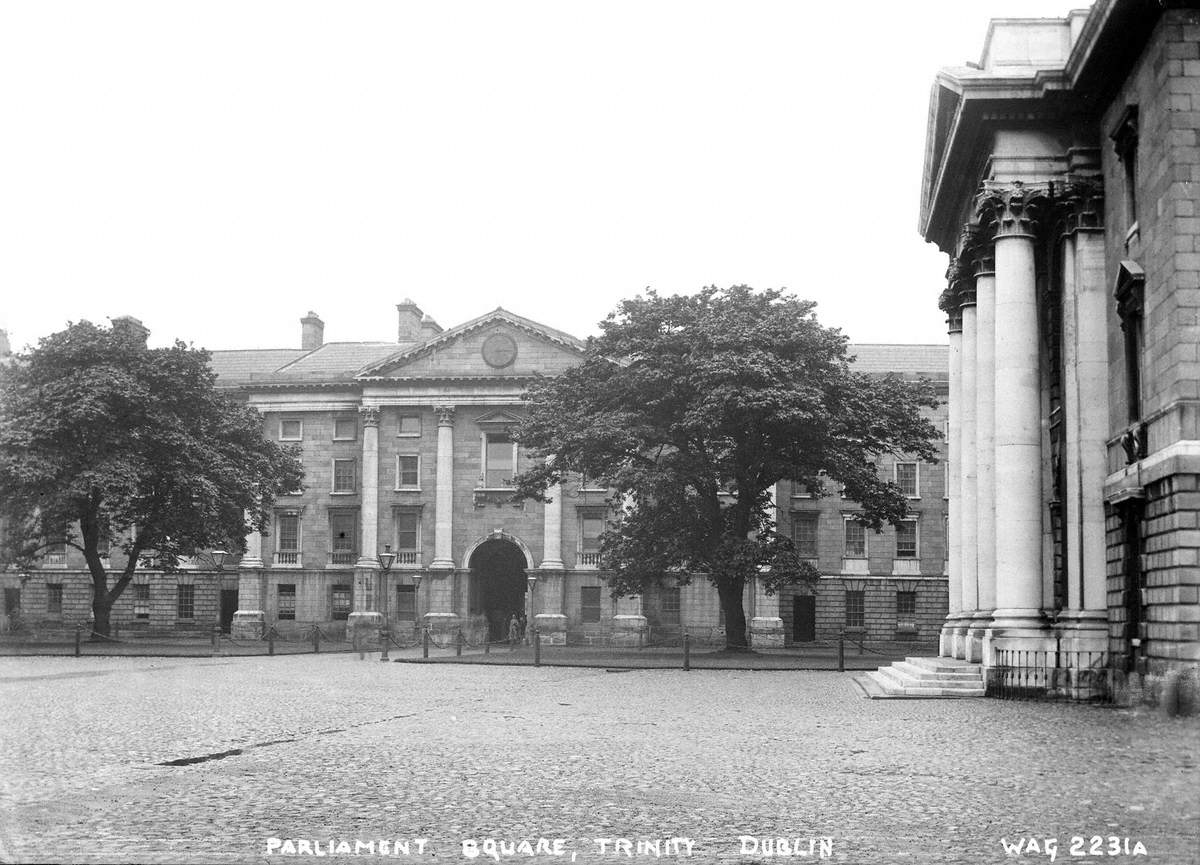 Parliament Square Trinity, Dublin