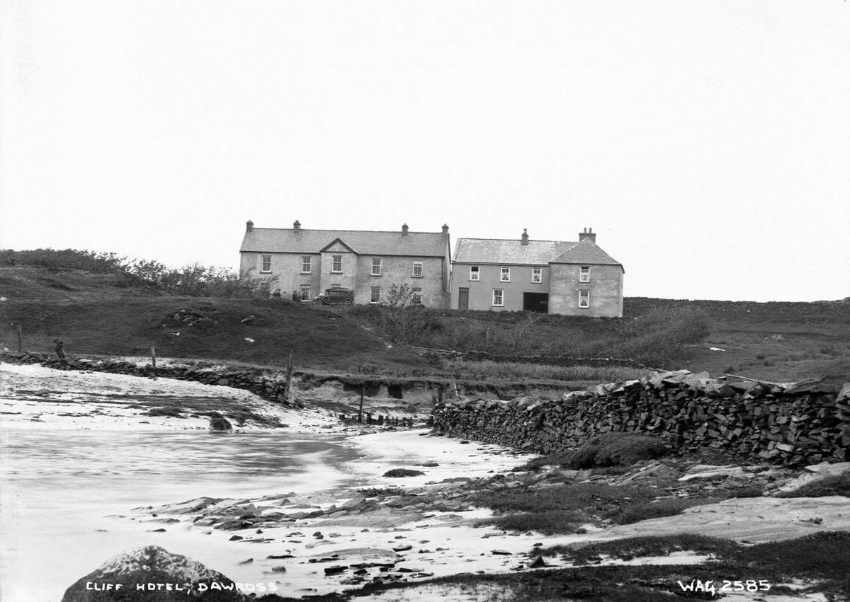 Cliff Hotel, Dawross