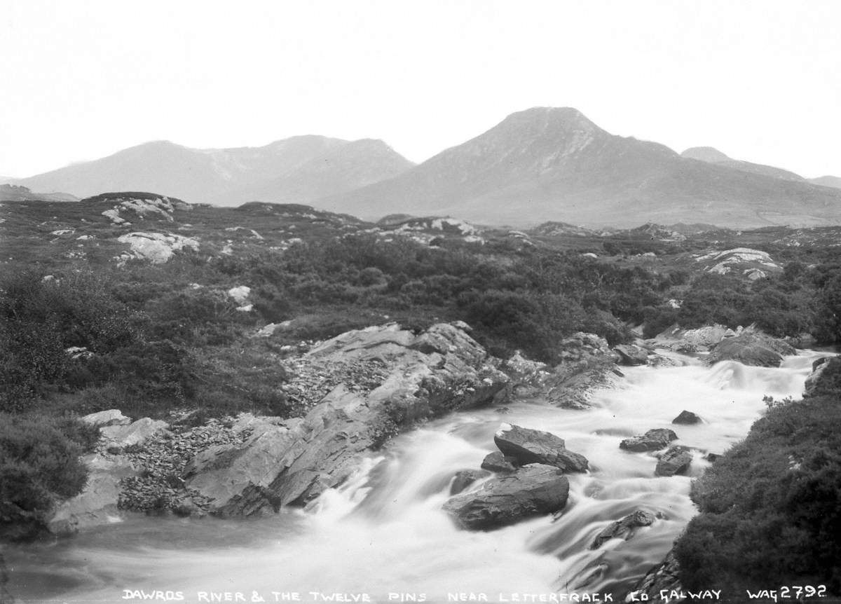 Dawros River and the Twelve Pins near Letterfrack, Co. Galway