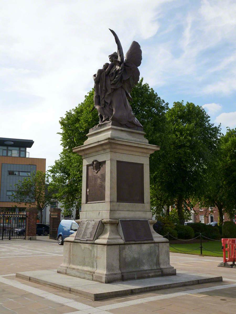 War Memorial (1914–1919 & 1939–1945)