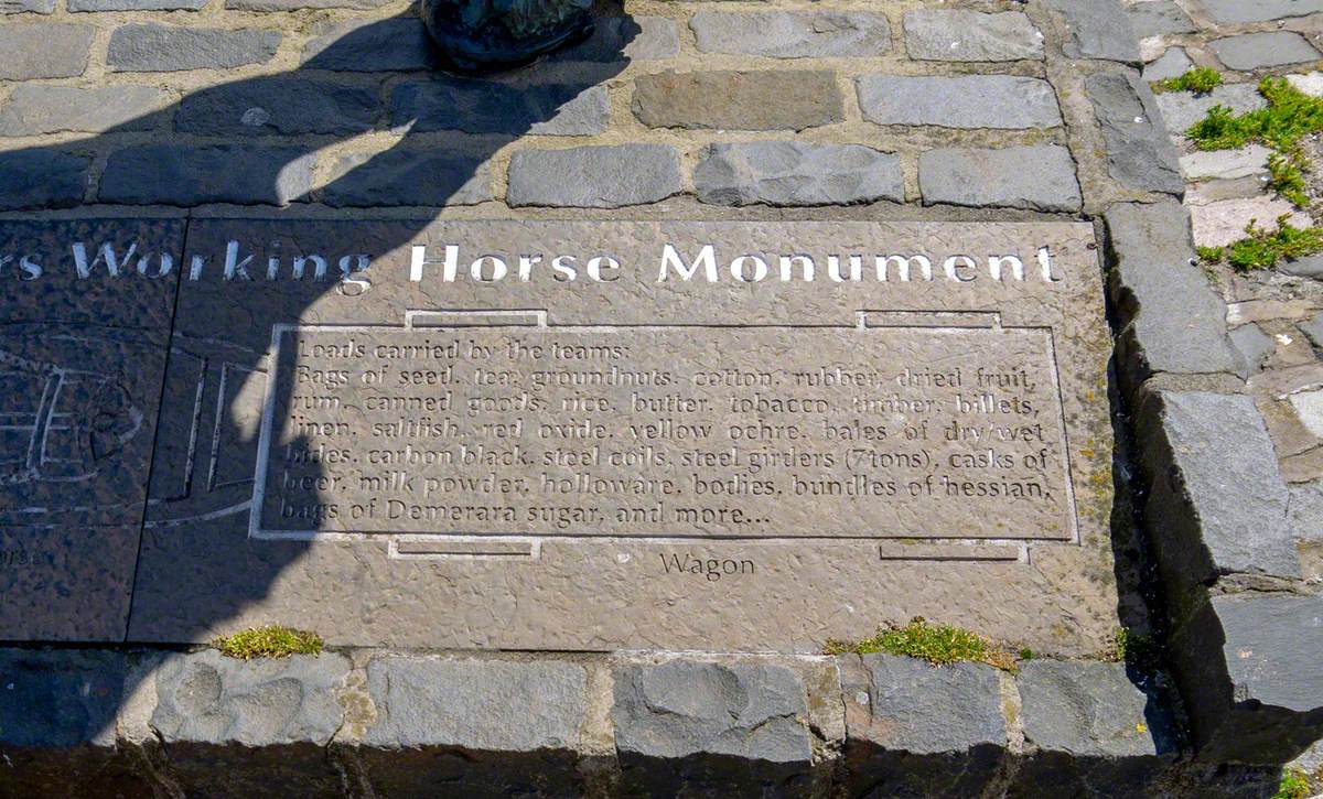 Waiting: The Monument to the Liverpool Working Horse