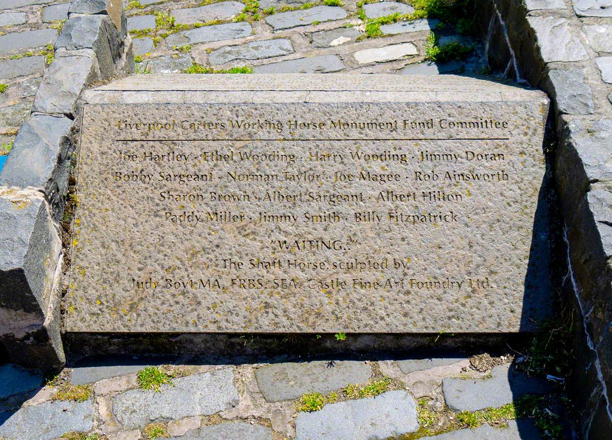 Waiting: The Monument to the Liverpool Working Horse