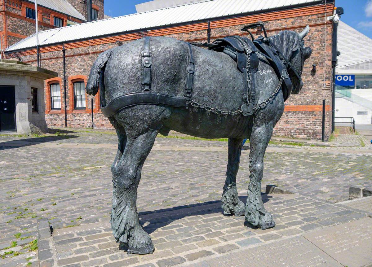 Waiting: The Monument to the Liverpool Working Horse