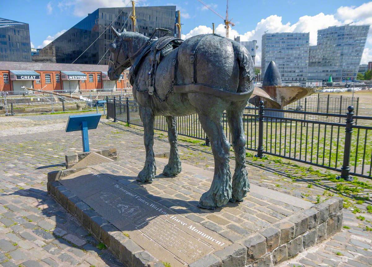 Waiting: The Monument to the Liverpool Working Horse