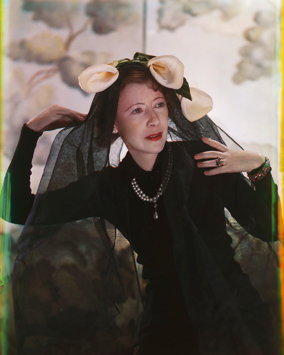 Maud, Duchess of Wellington as Hera