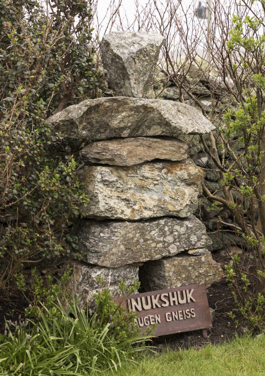 Inukshuk Augen Gneiss