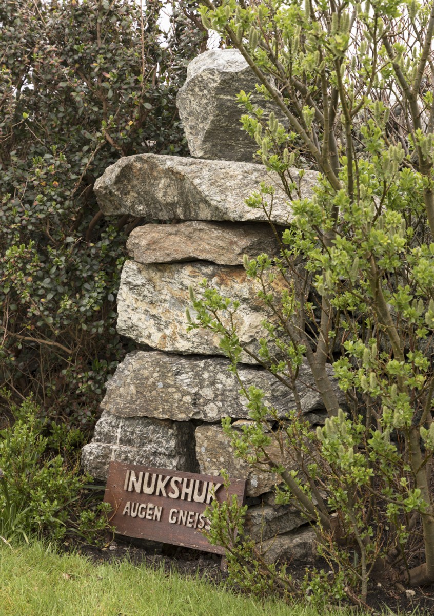 Inukshuk Augen Gneiss